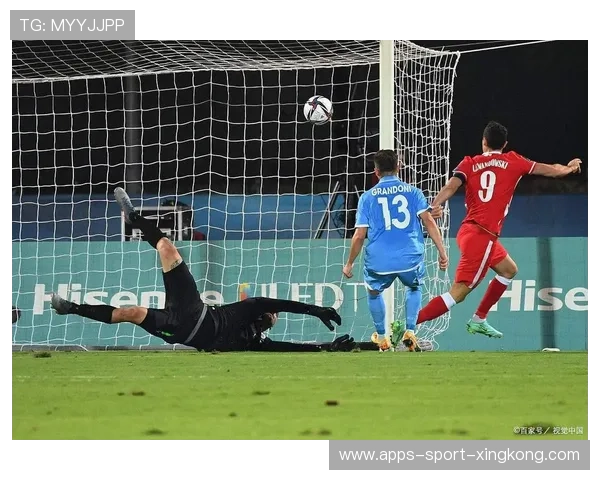 里昂利用精准分球拆解防线,重新定义战术博弈